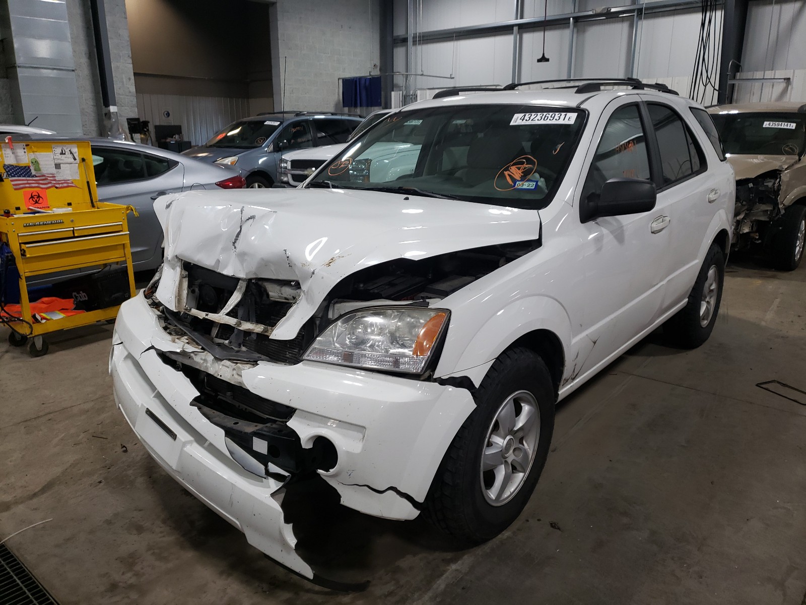 Photo 2 from auction – 2006 KIA SORENTO EX with VIN KNDJC733065601155