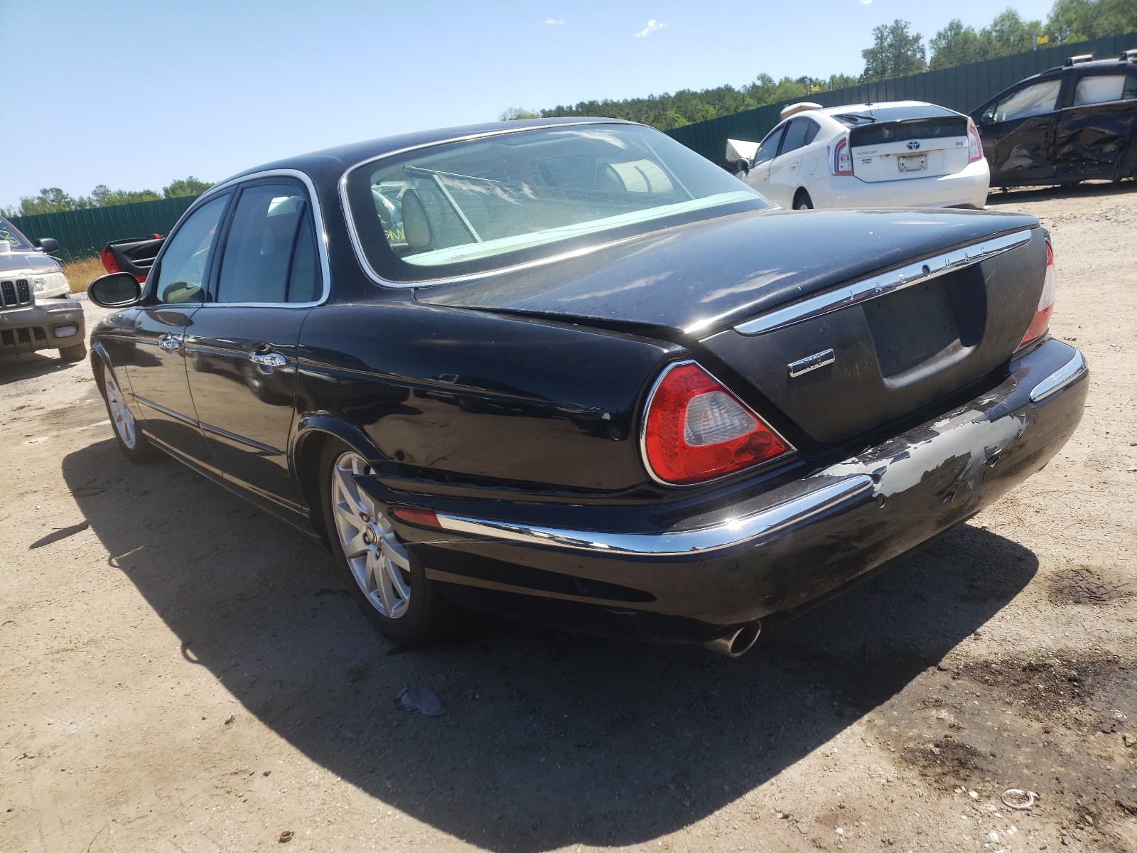 Zdjęcie 3 z aukcji – 2004 JAGUAR VANDENPLAS z VIN SAJEA74C84SG10629