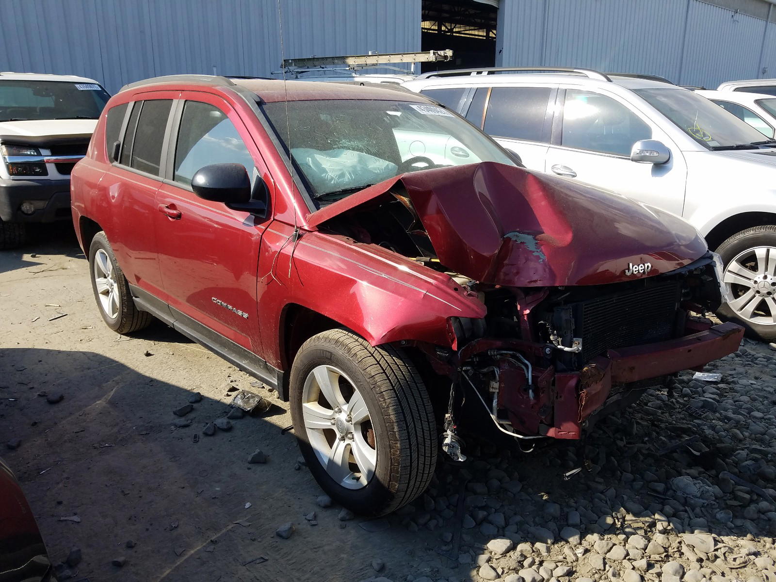 JEEP COMPASS LA 2013 with VIN 1C4NJDEB7DD253495 - Photo from auction