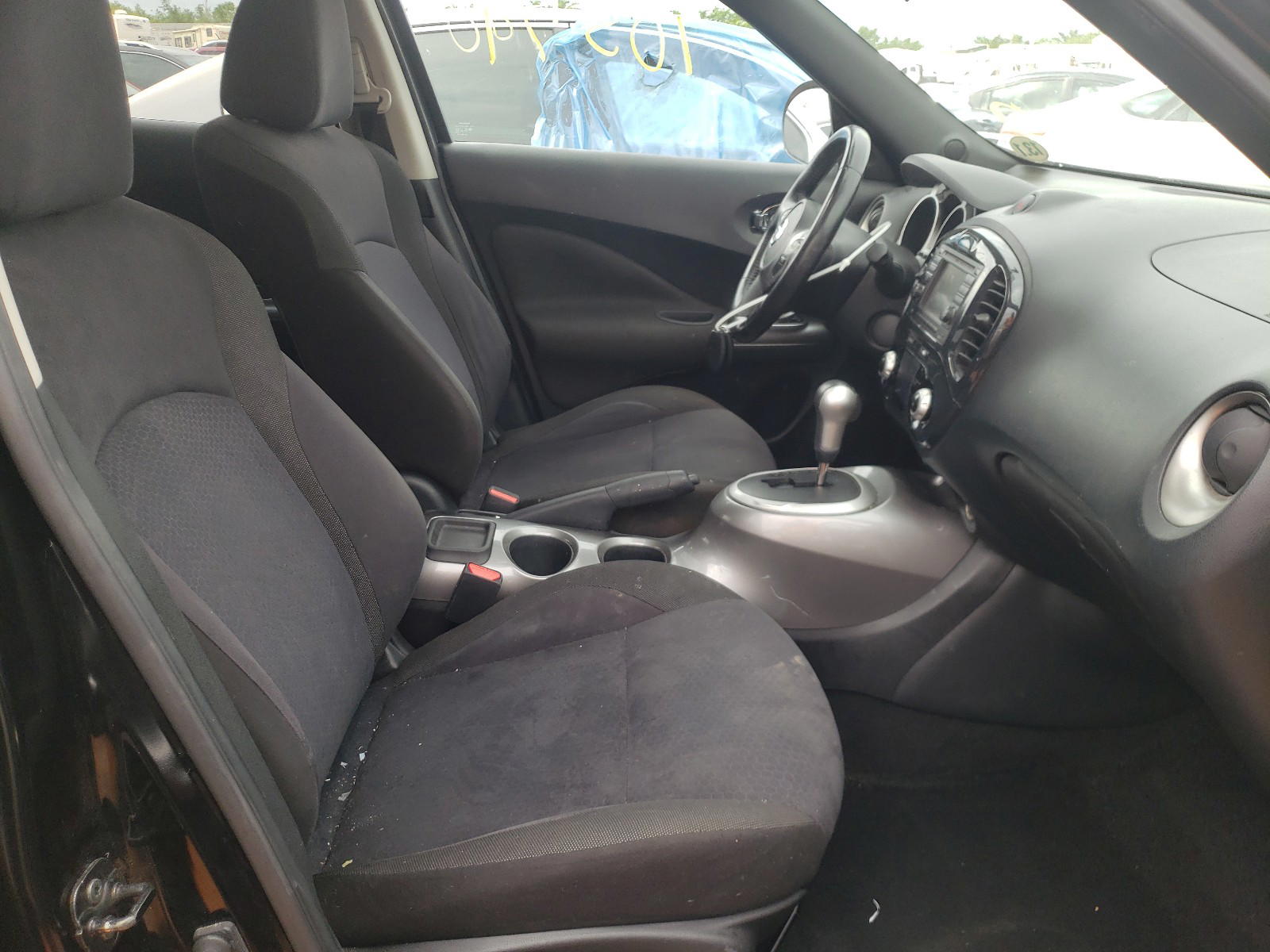 Photo 5 from auction – 2012 NISSAN JUKE S with VIN JN8AF5MR7CT115887