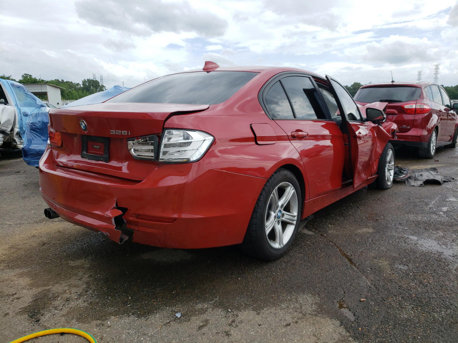 Photo 4 from auction – 2013 BMW 328 I with VIN WBA3A5C55DF354689