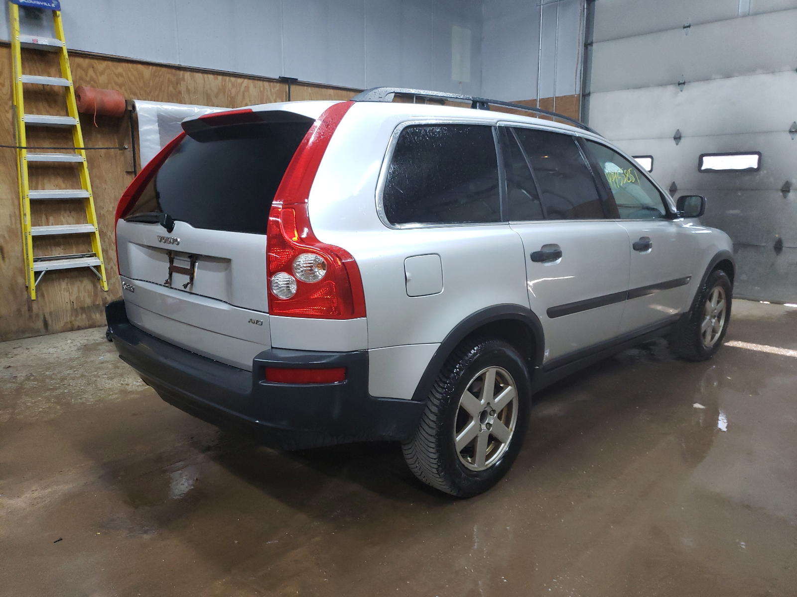 Photo 4 from auction – 2005 VOLVO XC90 with VIN YV1CM592251171850