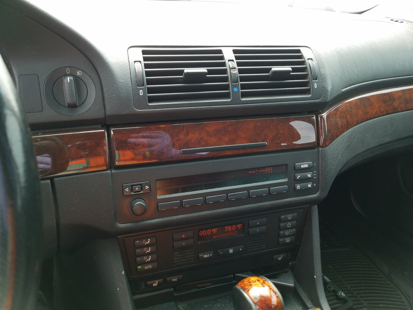 Photo 9 from auction – 2003 BMW 525 I AUTO with VIN WBADT434X3G033594
