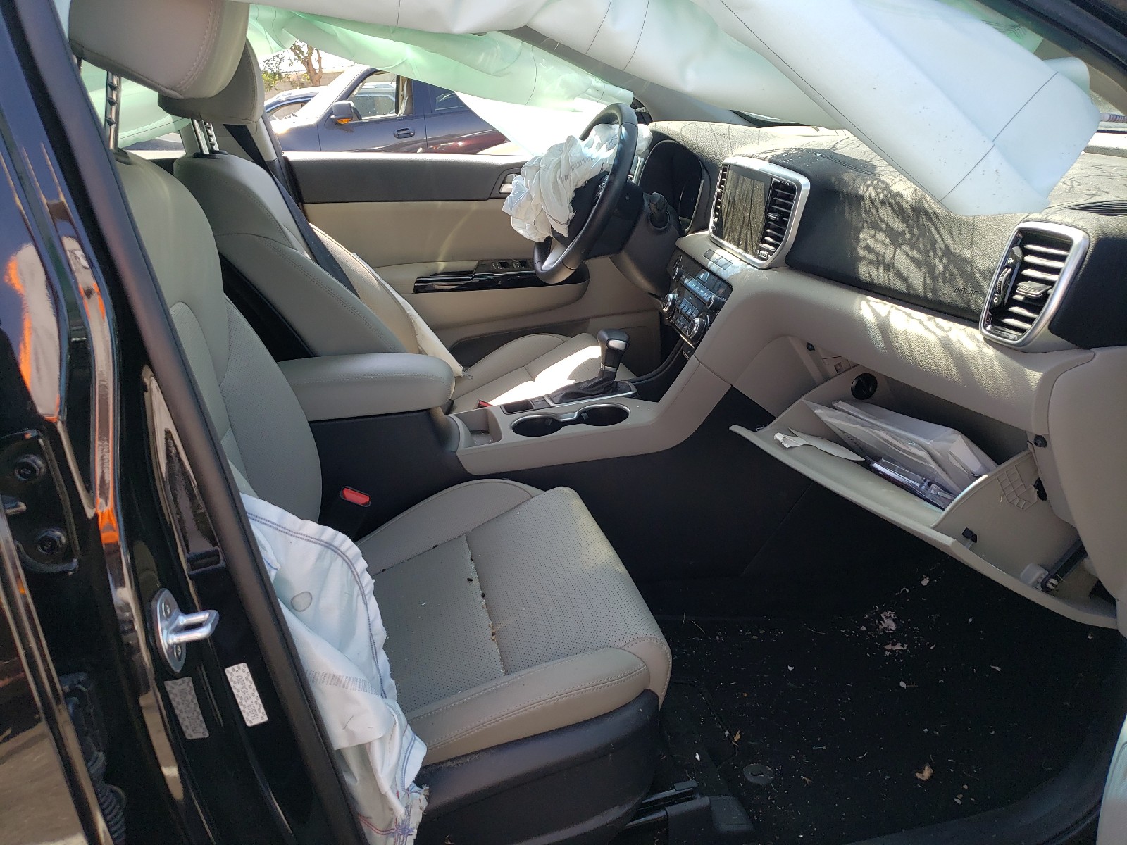 Photo 5 from auction – 2020 KIA SPORTAGE E with VIN KNDPN3AC8L7635991