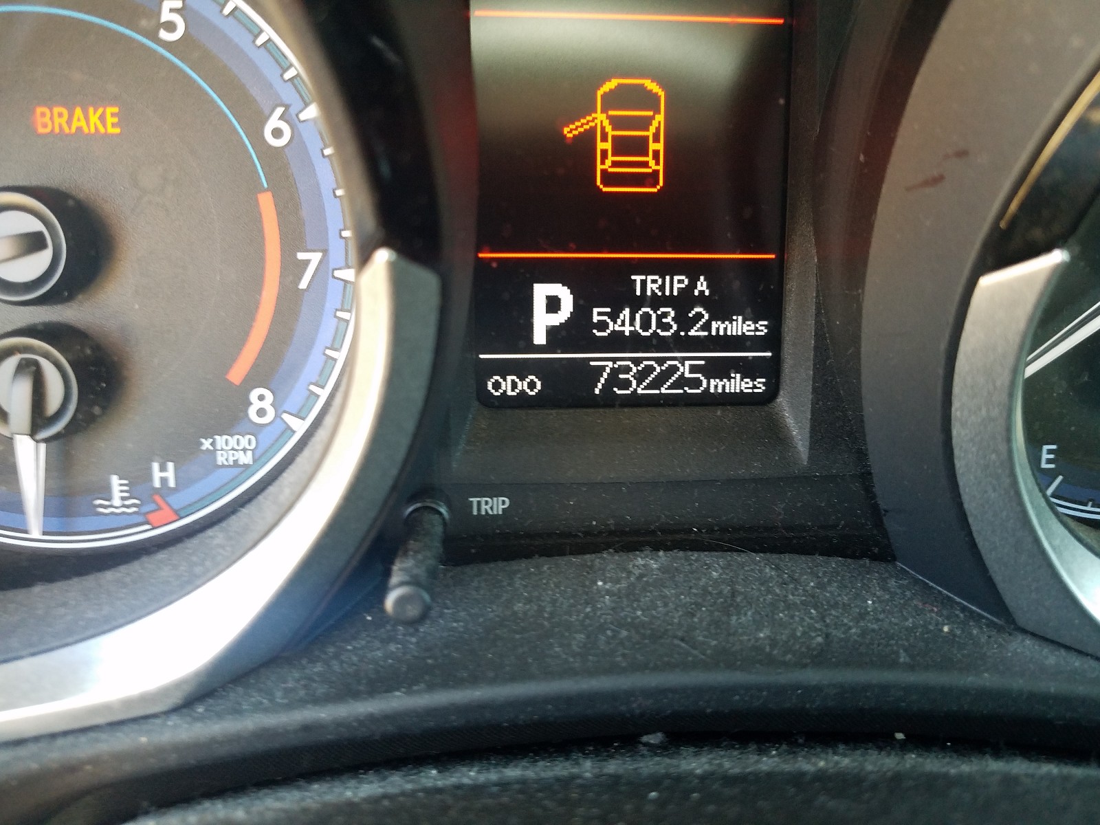 Zdjęcie 8 z aukcji – 2016 TOYOTA COROLLA L z VIN 5YFBURHE0GP387568