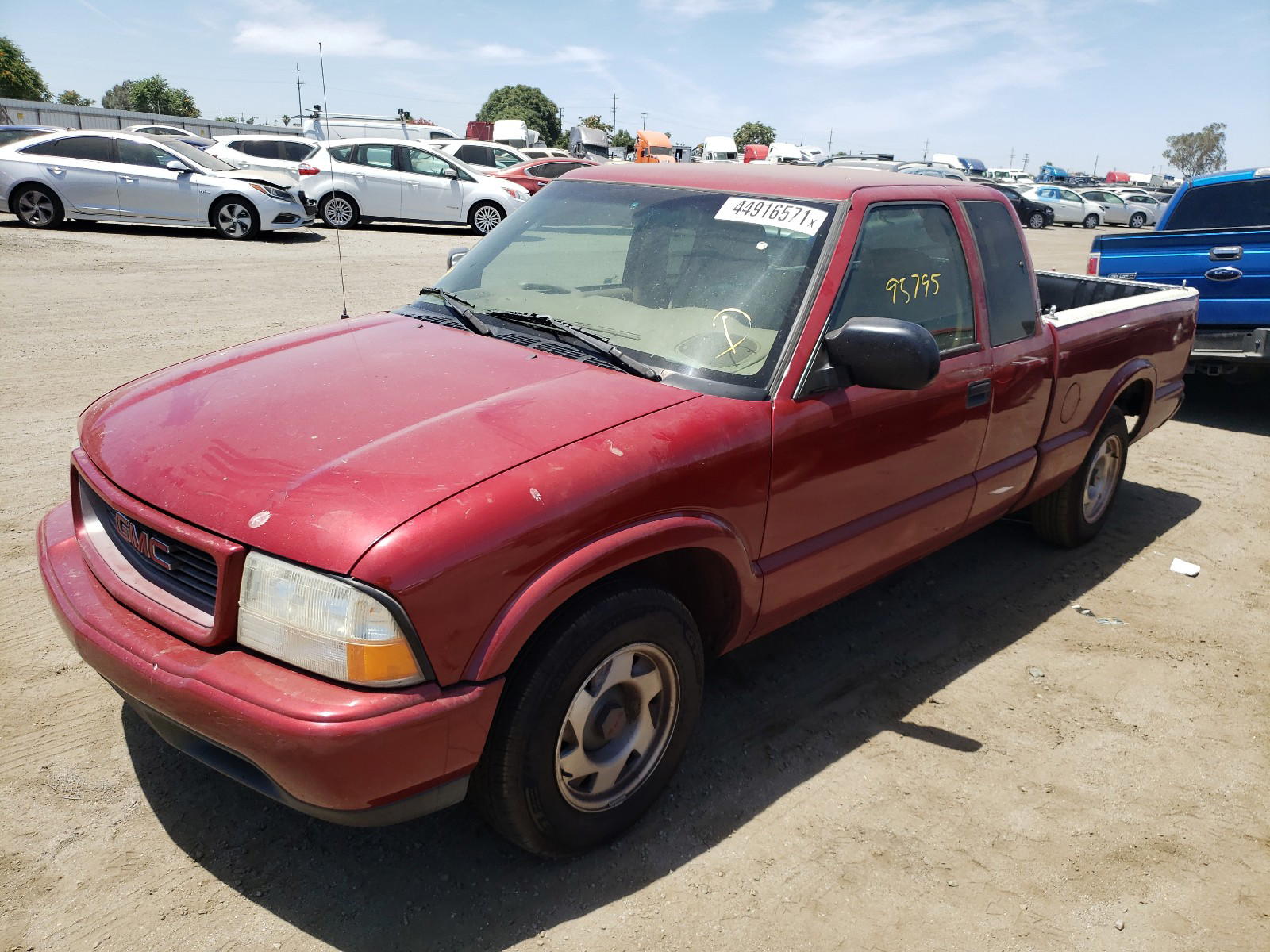 Photo 2 from auction – 2000 GMC SONOMA with VIN 1GTCS19W6Y8166864