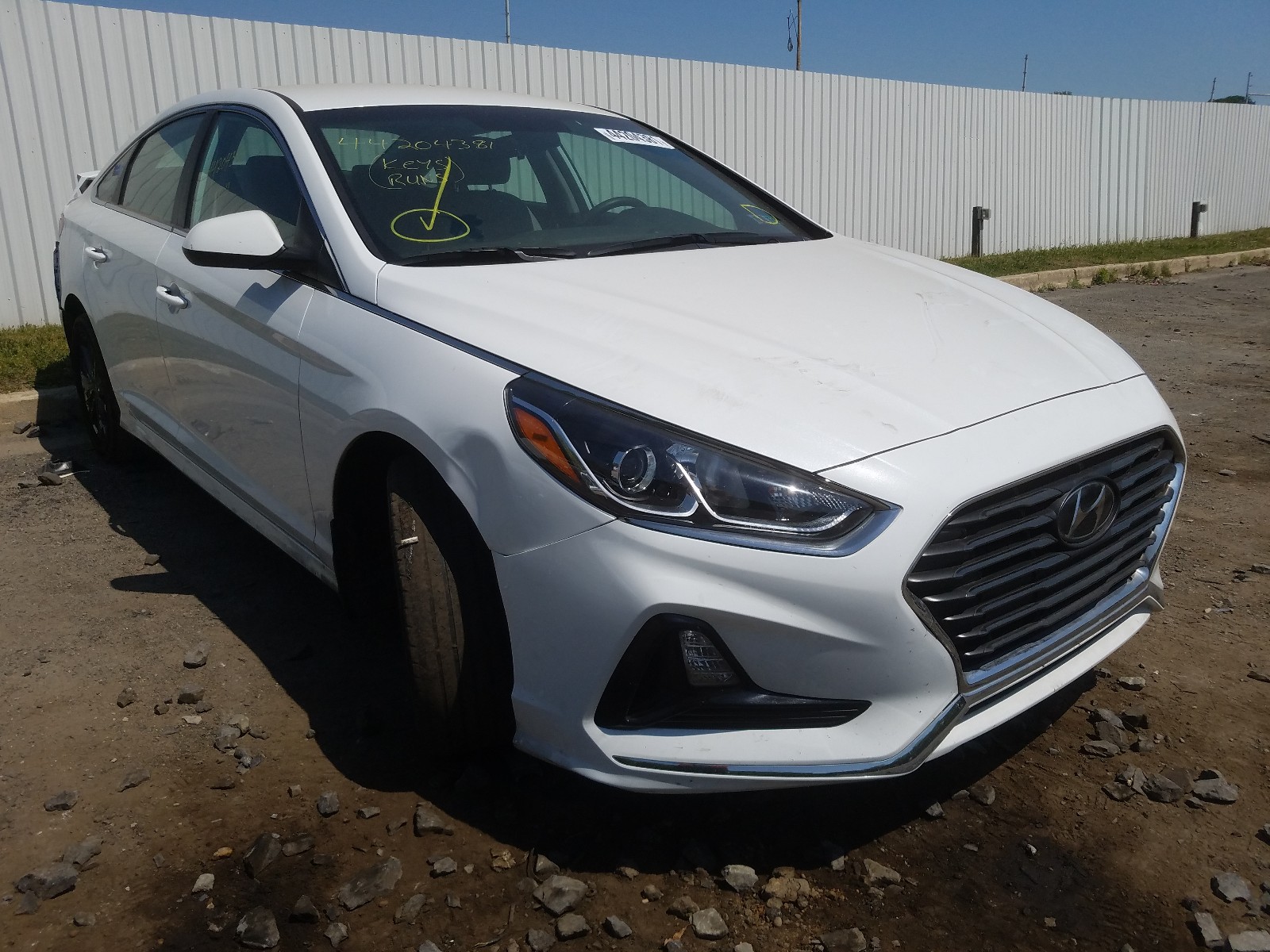 Photo 1 from auction – 2019 HYUNDAI SONATA SE with VIN 5NPE24AF8KH813053