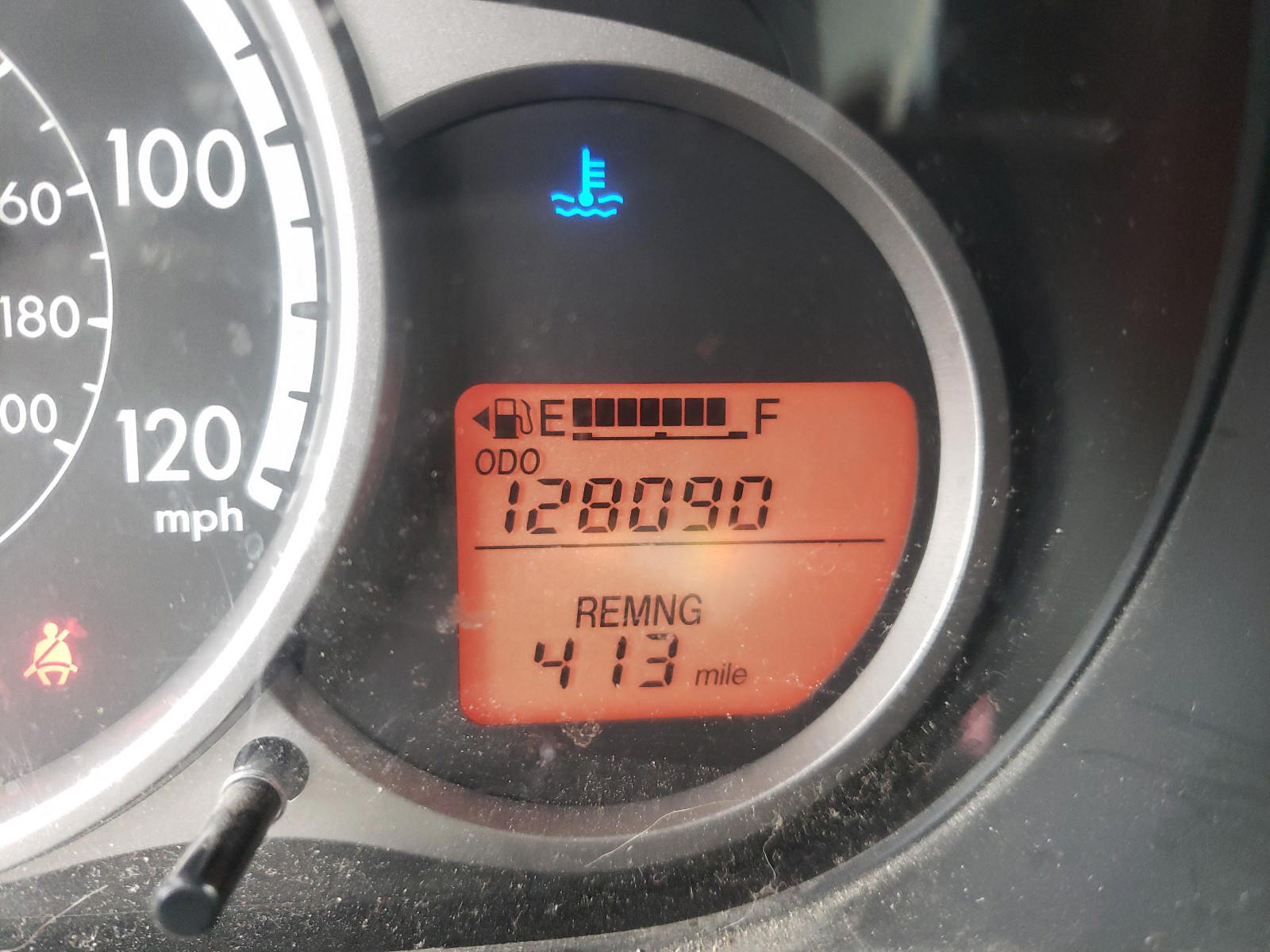 Photo 8 from auction – 2011 MAZDA MAZDA2 with VIN JM1DE1HY0B0120600
