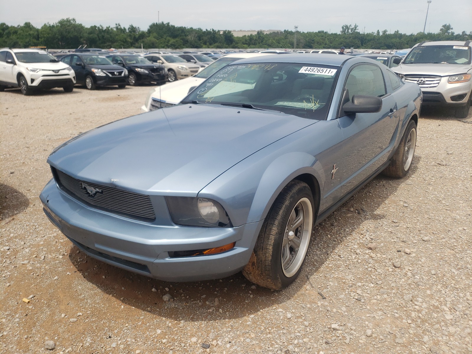 Photo 2 from auction – 2007 FORD MUSTANG with VIN 1ZVFT80N375370249