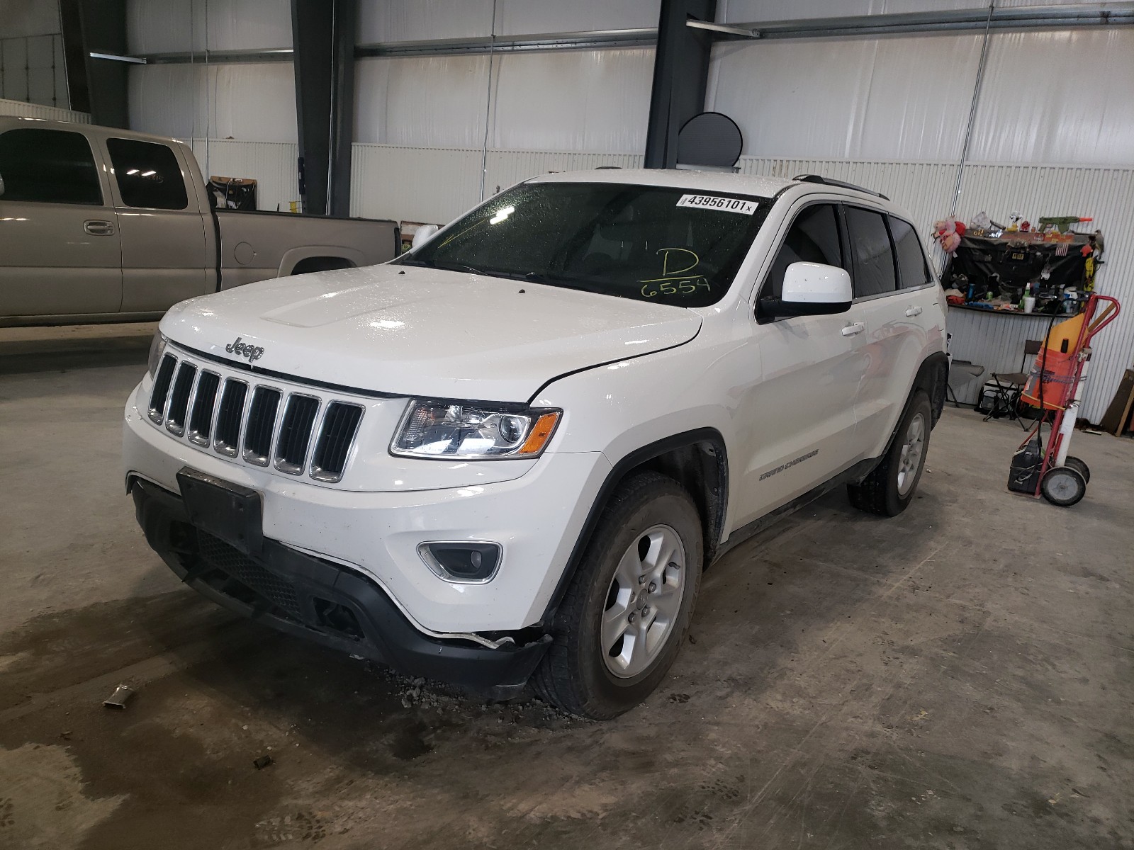 Photo 2 from auction – 2016 JEEP GRAND CHER with VIN 1C4RJFAG5GC496554