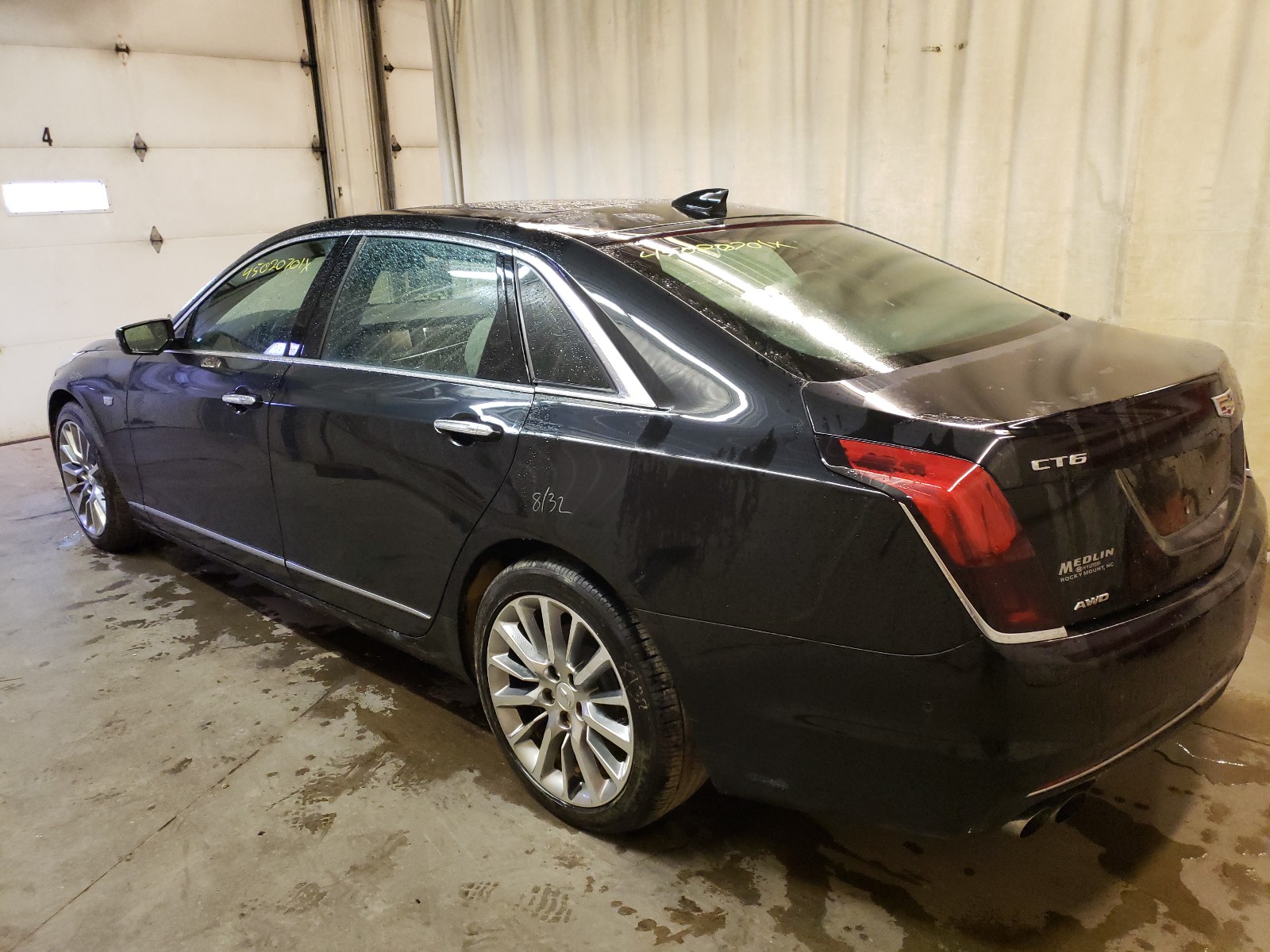 Photo 3 from auction – 2017 CADILLAC CT6 PREMIU with VIN 1G6KF5RS7HU177192