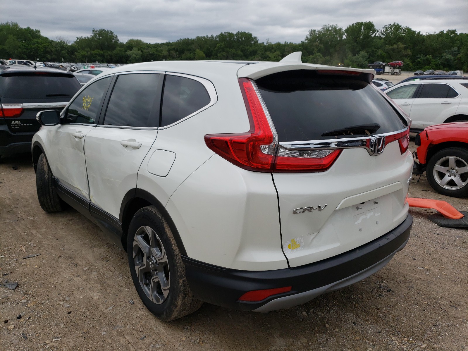 Photo 3 from auction – 2018 HONDA CR-V EX with VIN 2HKRW2H50JH652297