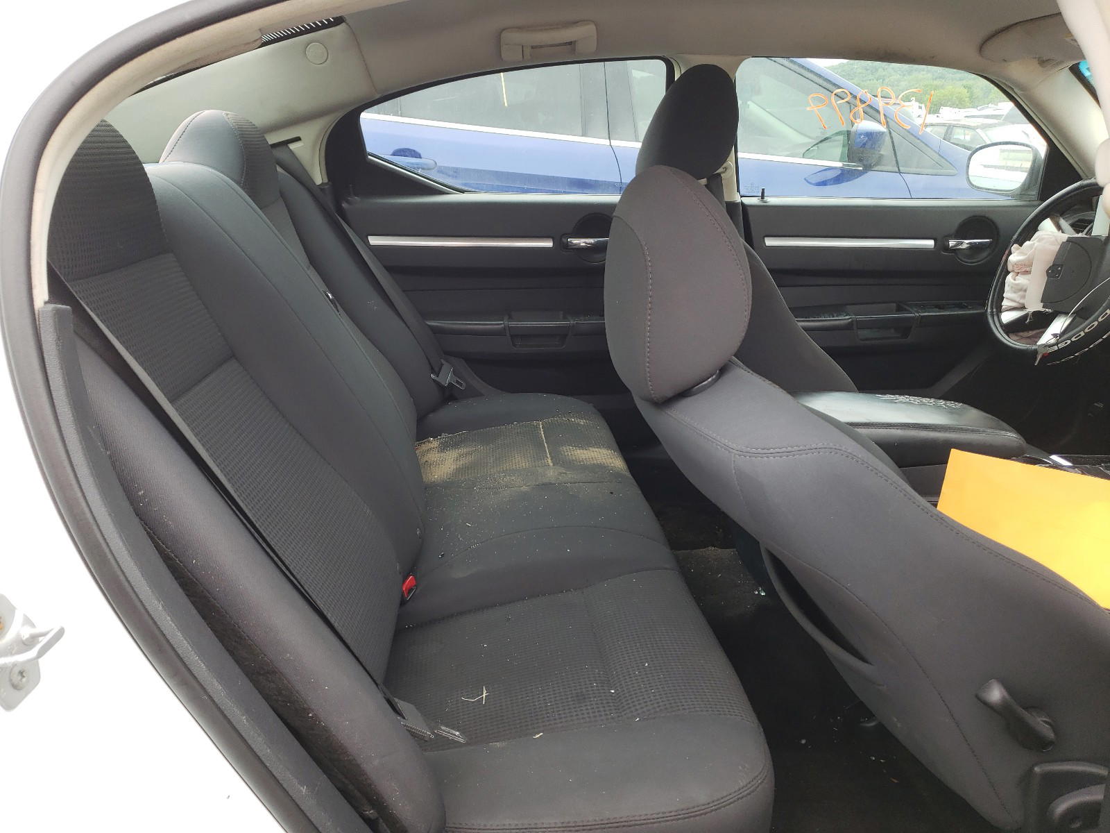 Photo 6 from auction – 2010 DODGE CHARGER with VIN 2B3CA4CD4AH281363