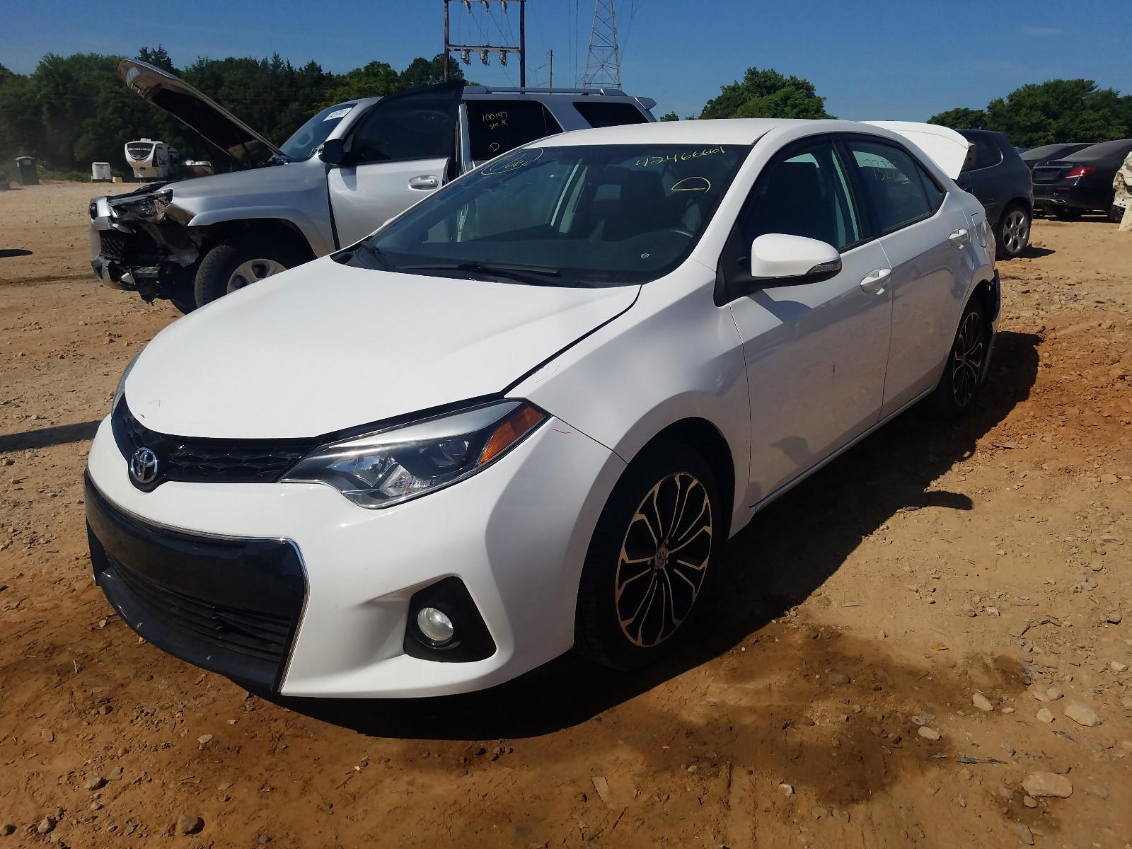 Photo 2 from auction – 2016 TOYOTA COROLLA L with VIN 5YFBURHE0GP387568