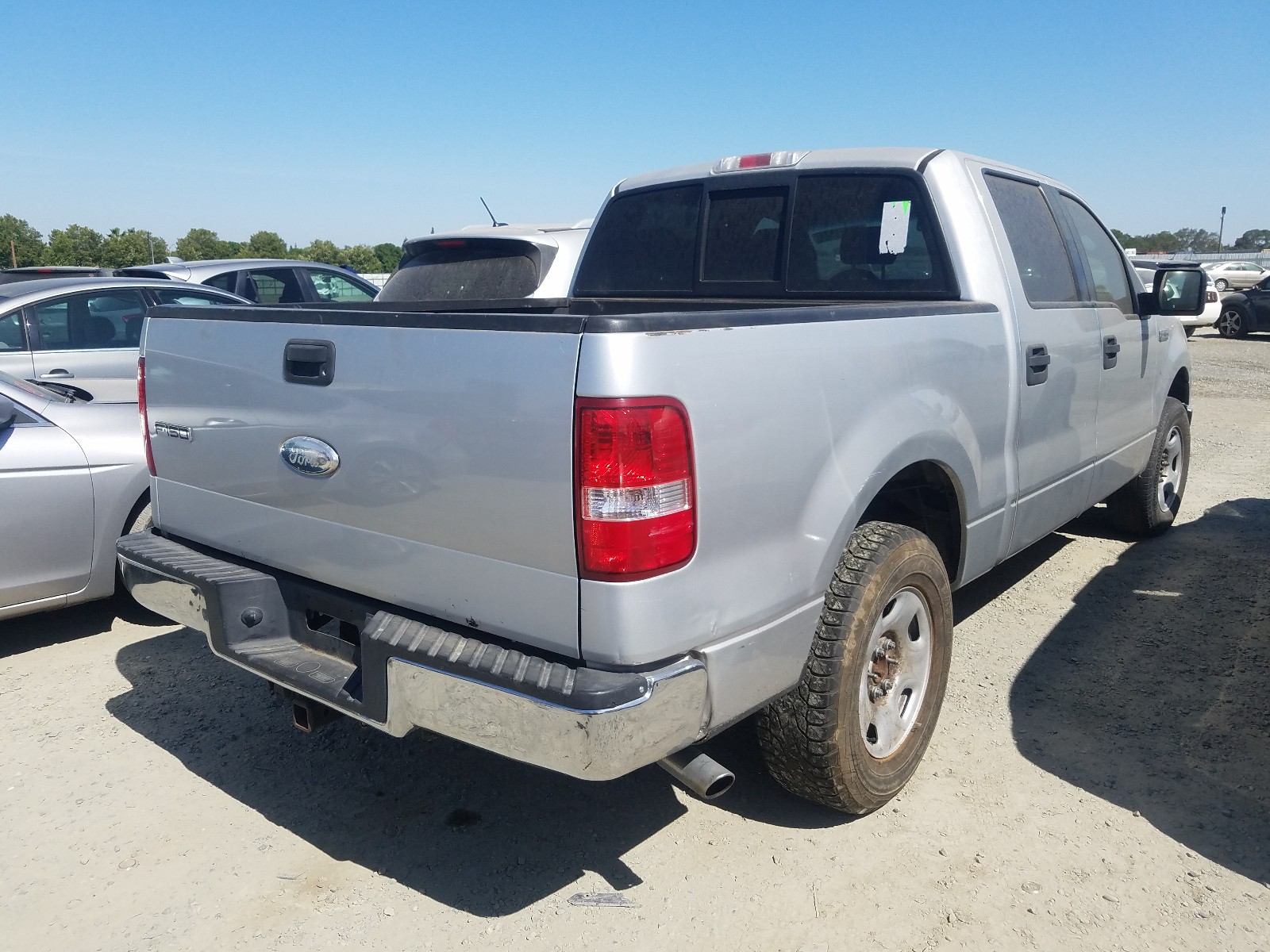 Photo 4 from auction – 2007 FORD F150 SUPER with VIN 1FTPW12537KD00335