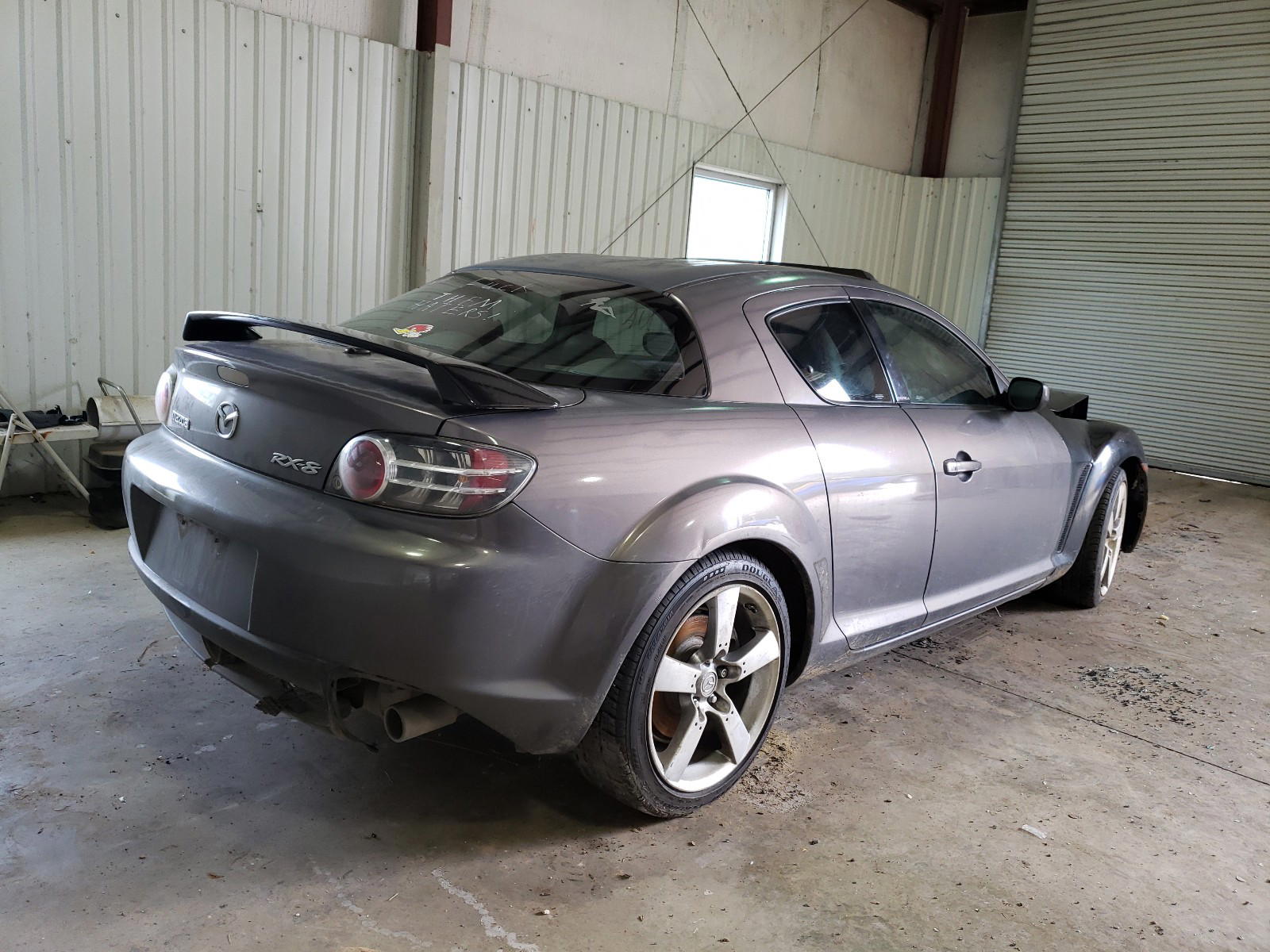 Photo 4 from auction – 2006 MAZDA RX8 with VIN JM1FE173760205356