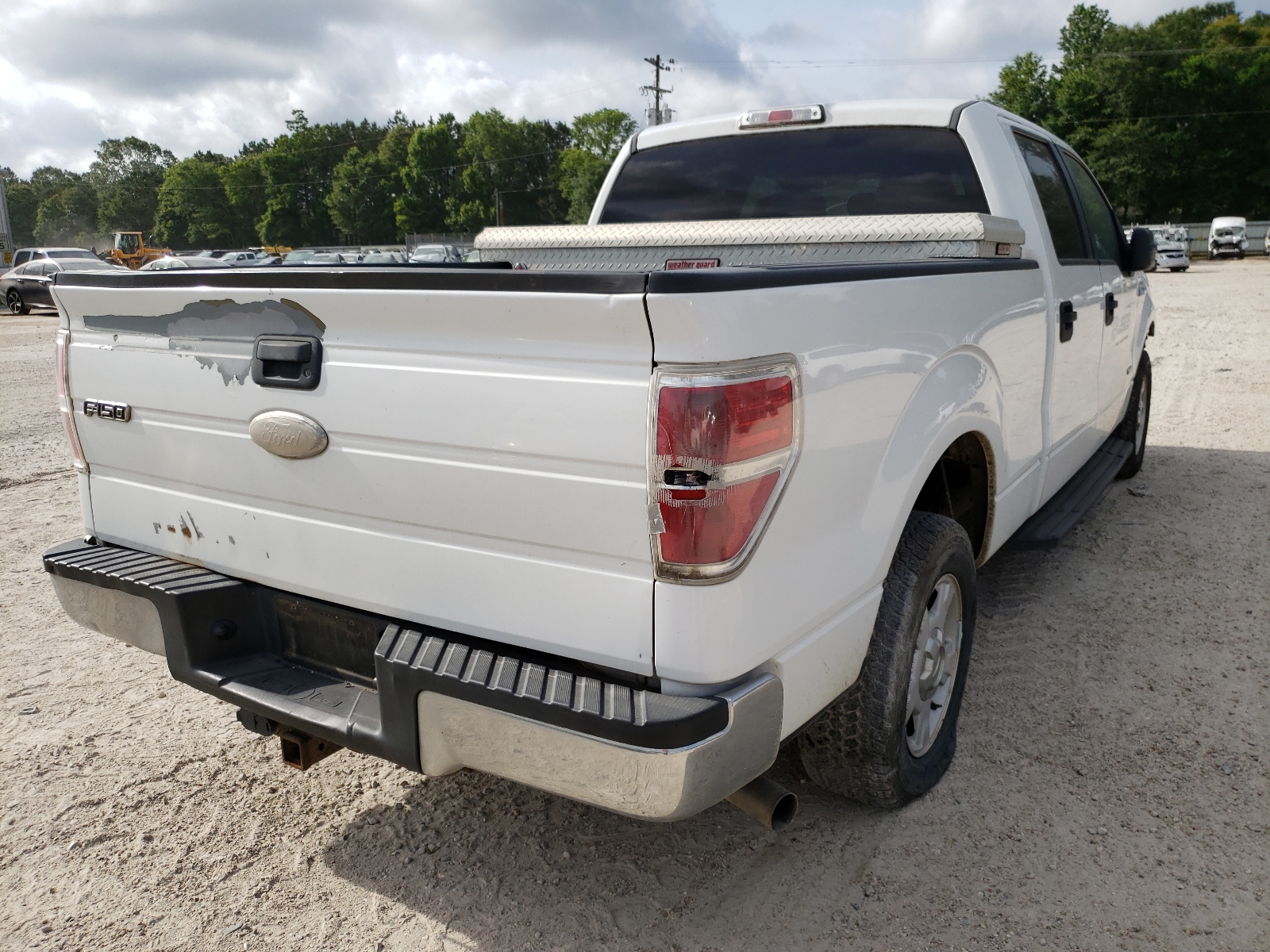 Photo 4 from auction – 2012 FORD F150 SUPER with VIN 1FTFW1CT5CKD45831