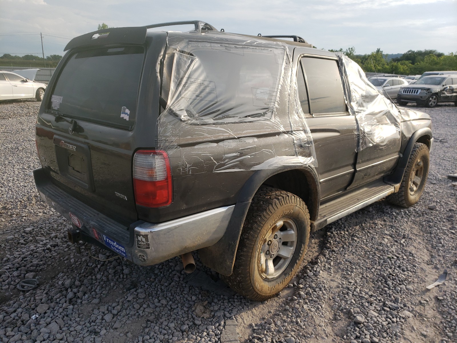 Photo 4 from auction – 1998 TOYOTA 4RUNNER SR with VIN JT3HN86RXW0190220