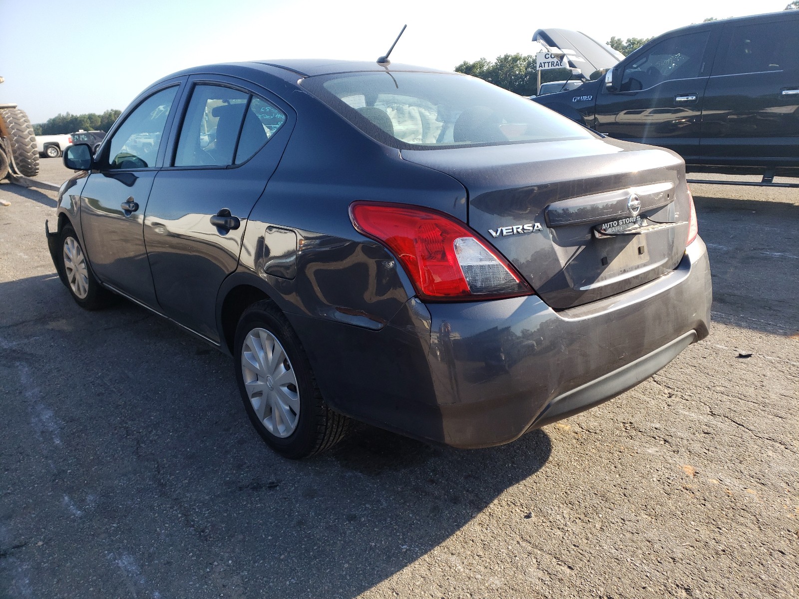Photo 3 from auction – 2015 NISSAN VERSA S with VIN 3N1CN7AP0FL914881