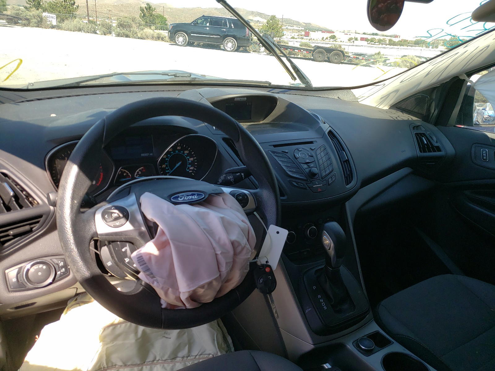 Photo 9 from auction – 2014 FORD ESCAPE SE with VIN 1FMCU9GX7EUC00295