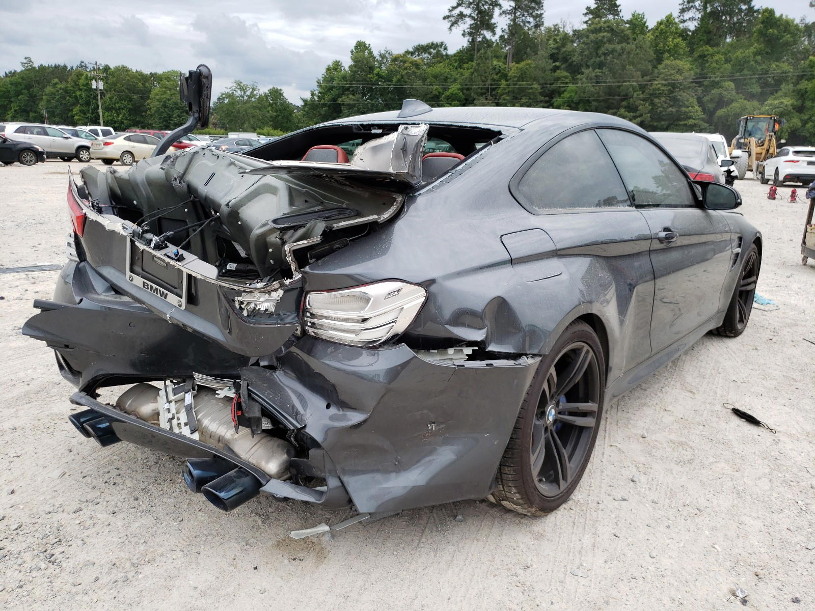 Photo 4 from auction – 2015 BMW M4 with VIN WBS3R9C51FK331142