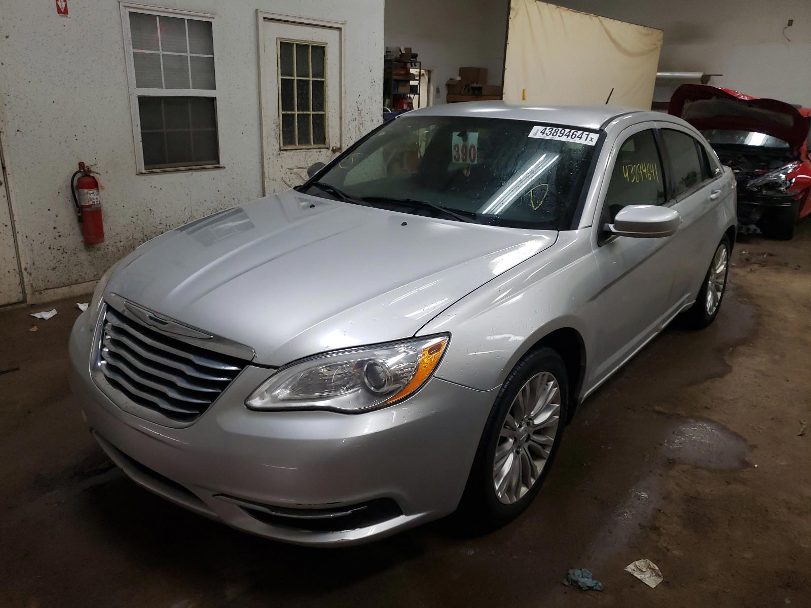 Photo 2 from auction – 2012 CHRYSLER 200 LX with VIN 1C3CCBAB7CN100818