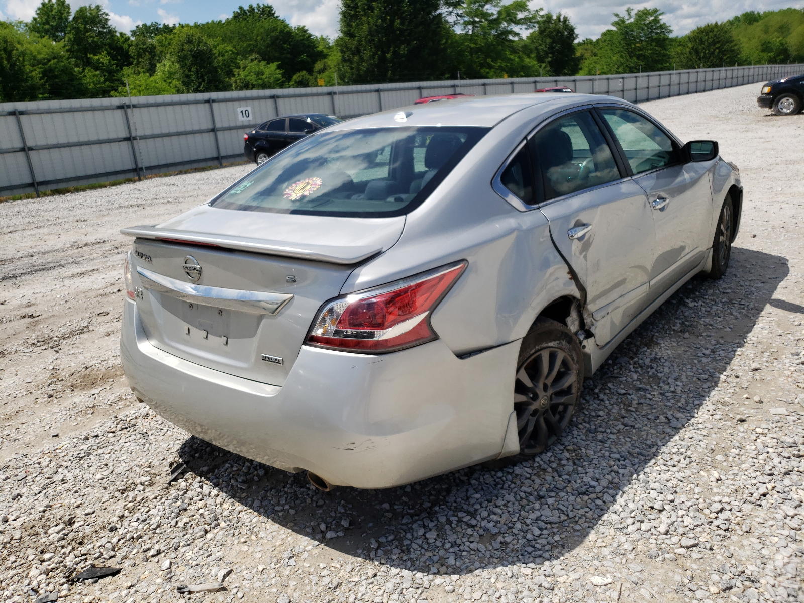 Photo 4 from auction – 2015 NISSAN ALTIMA 2.5 with VIN 1N4AL3AP2FC490205