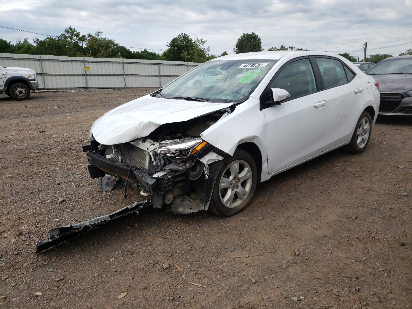 Photo 2 from auction – 2019 TOYOTA COROLLA L with VIN 2T1BURHE4KC234653