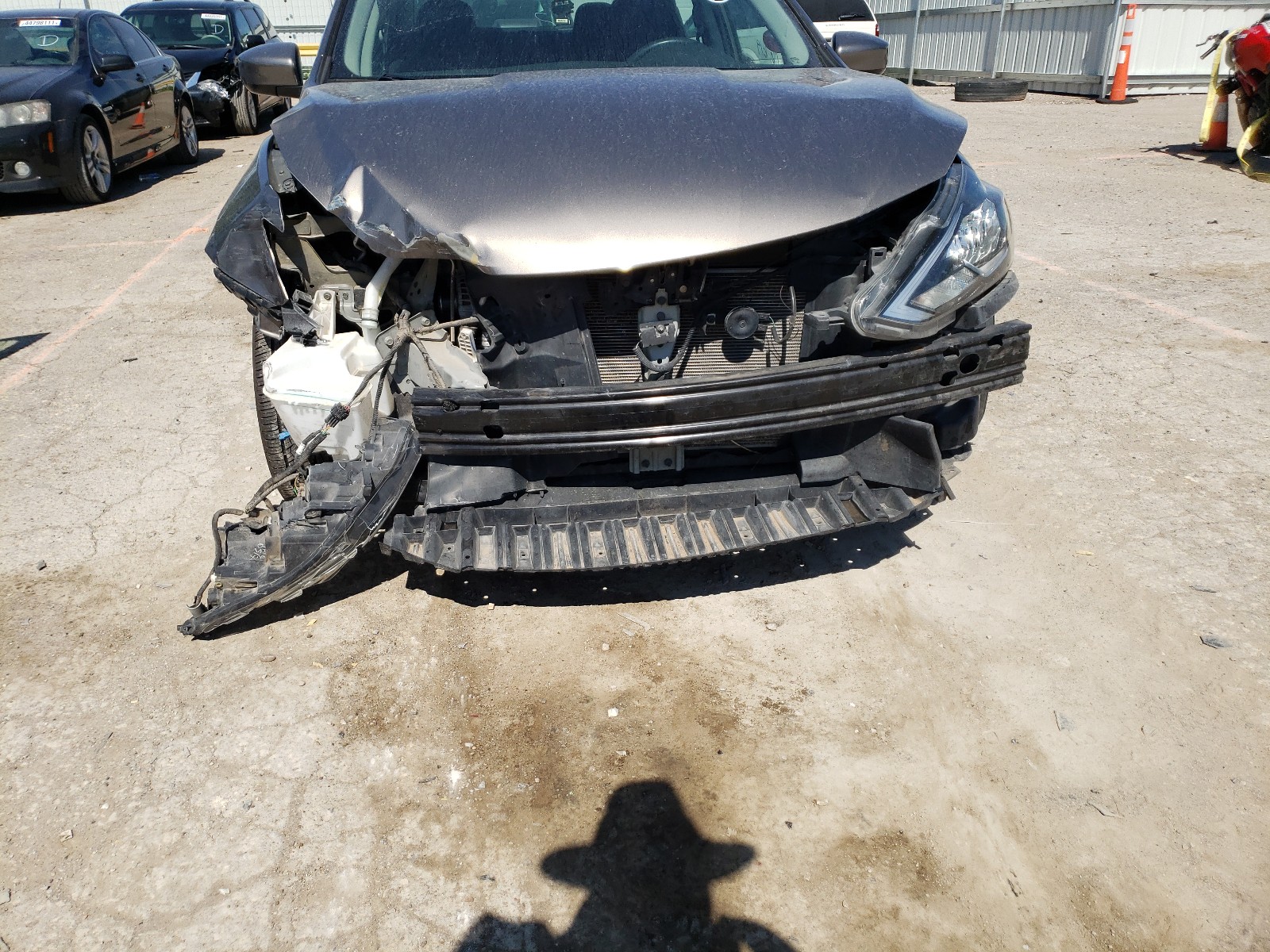 Photo 9 from auction – 2016 NISSAN SENTRA S with VIN 3N1AB7AP6GL666749