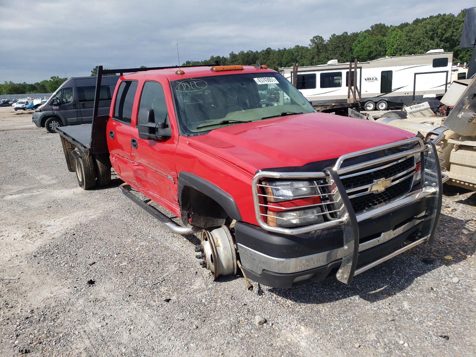 CHEVROLET SILVERADO 2006 with VIN 1GCJC33D76F154576 - Photo from auction