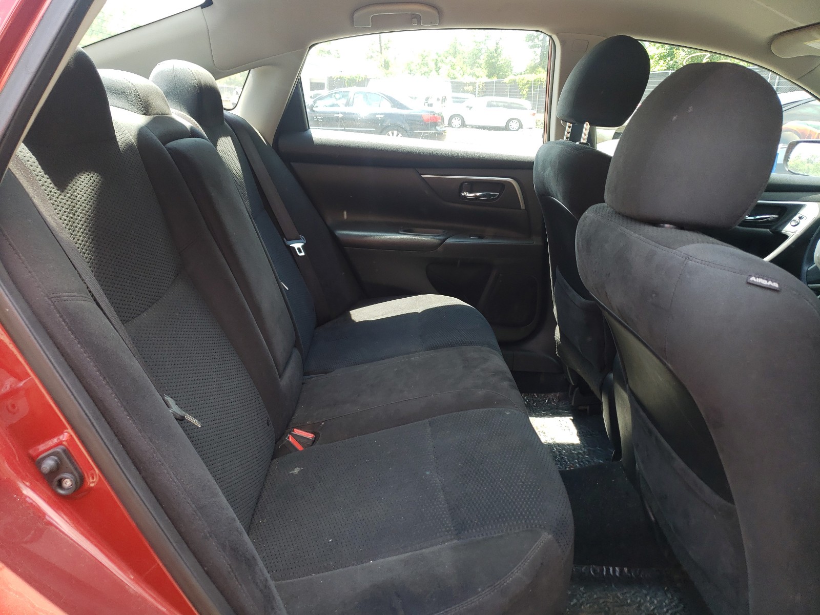 Photo 6 from auction – 2015 NISSAN ALTIMA 2.5 with VIN 1N4AL3AP4FC427221