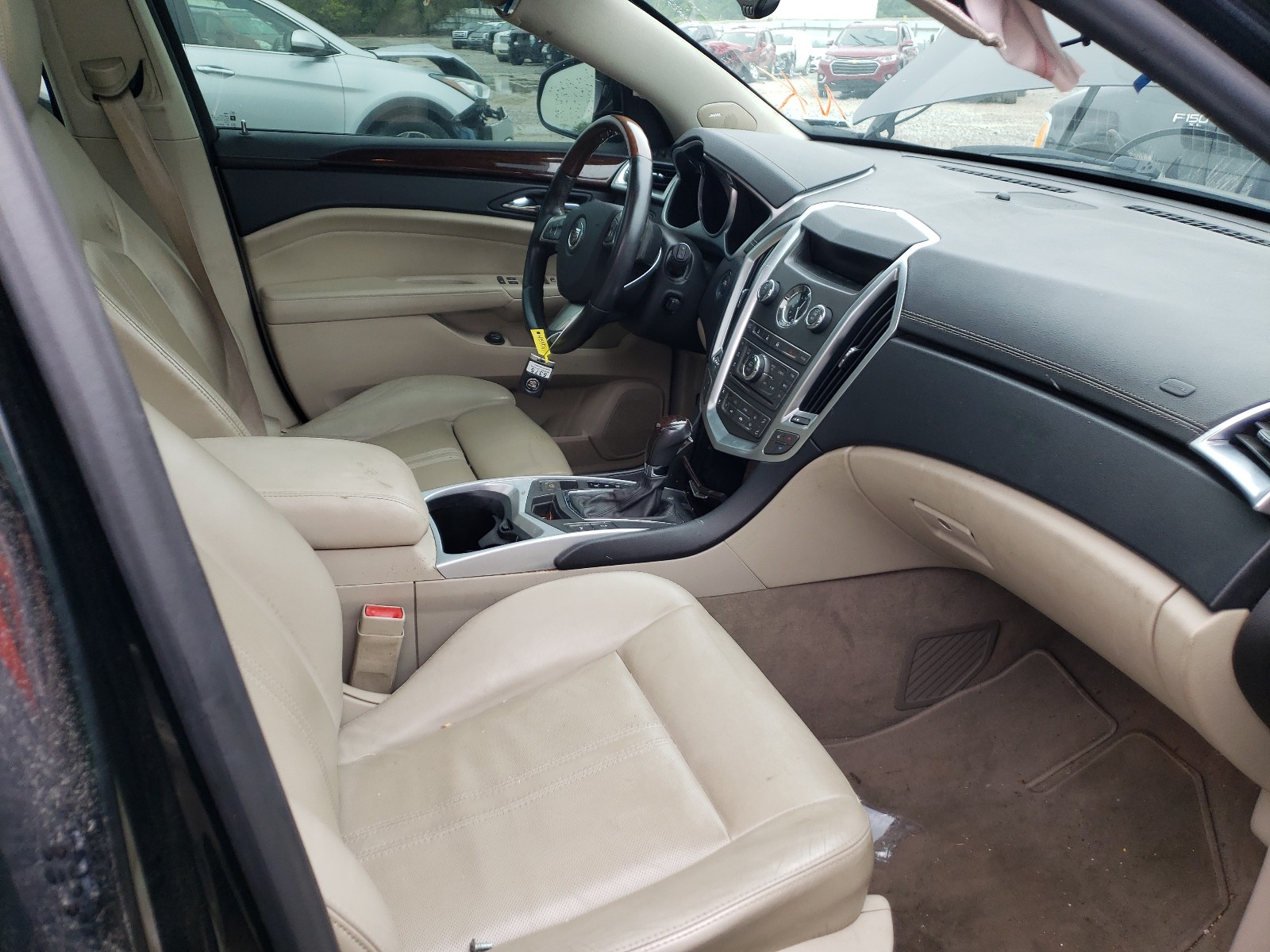 Photo 5 from auction – 2011 CADILLAC SRX PERFOR with VIN 3GYFNBEY2BS598507