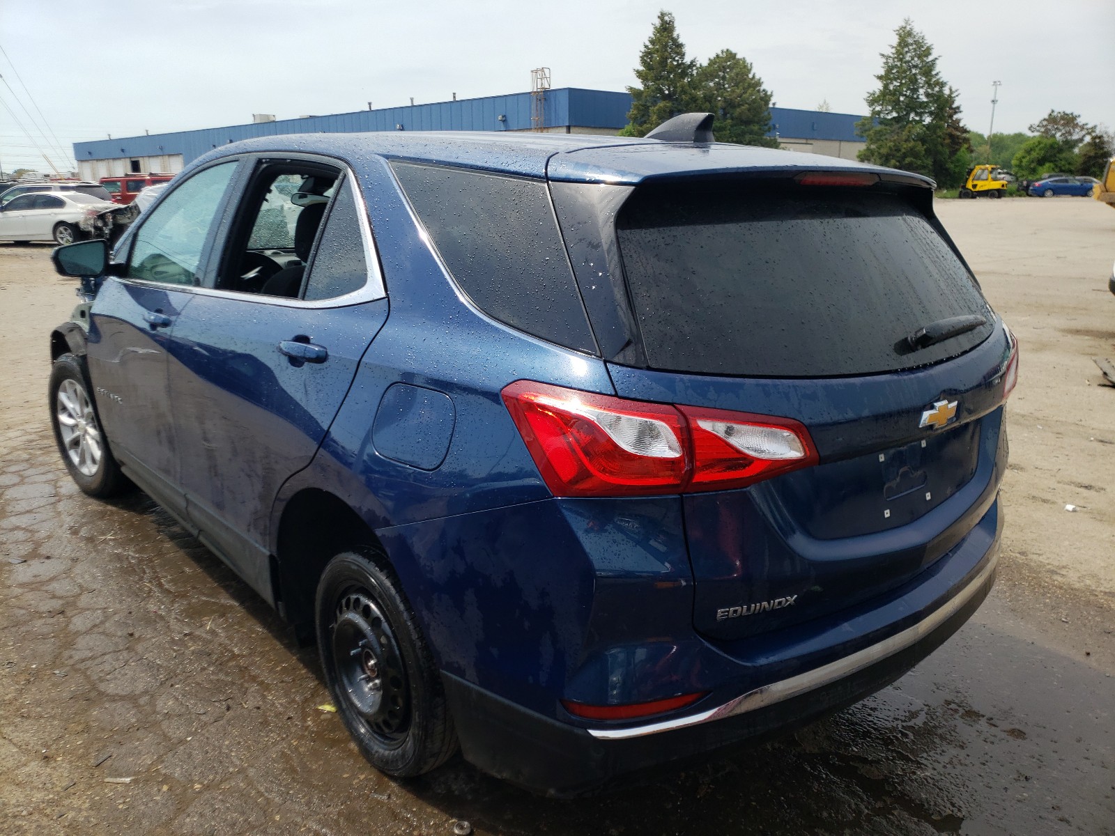 Photo 3 from auction – 2020 CHEVROLET EQUINOX LT with VIN 2GNAXJEV7L6115658