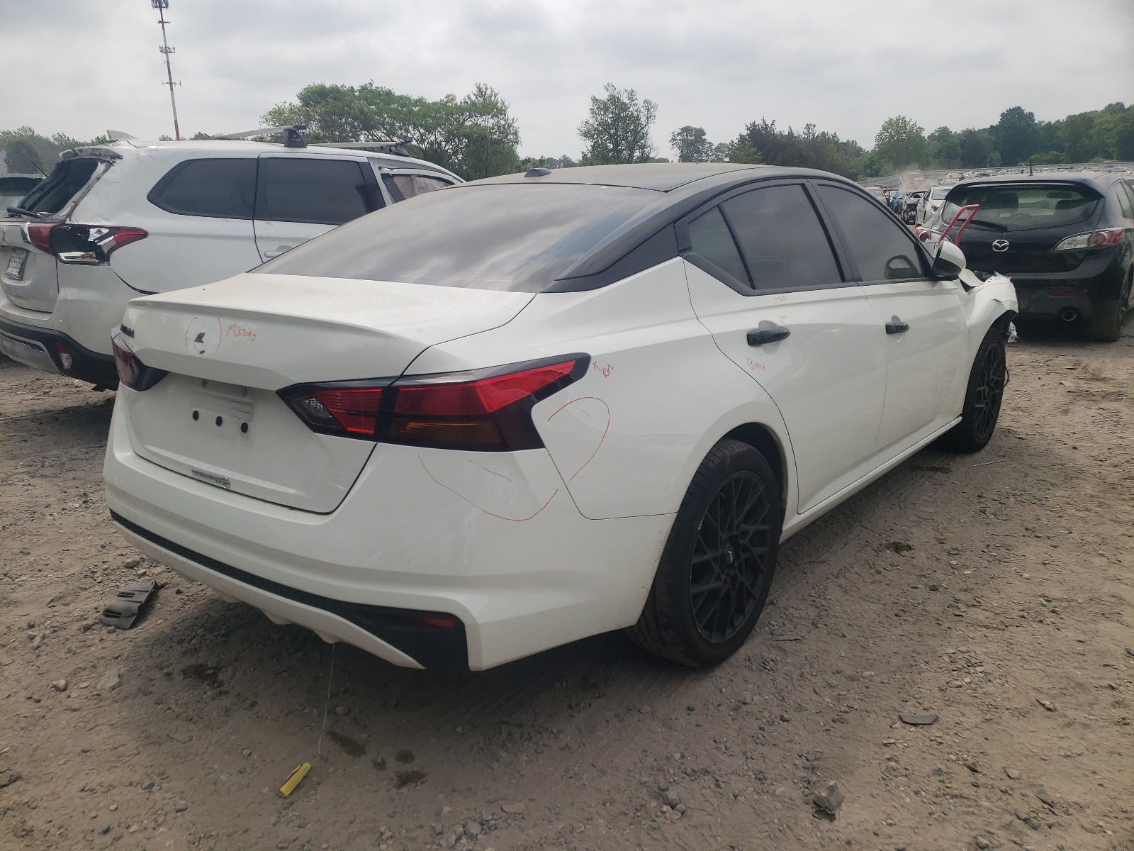 Photo 4 from auction – 2020 NISSAN ALTIMA S with VIN 1N4BL4BV8LN322463