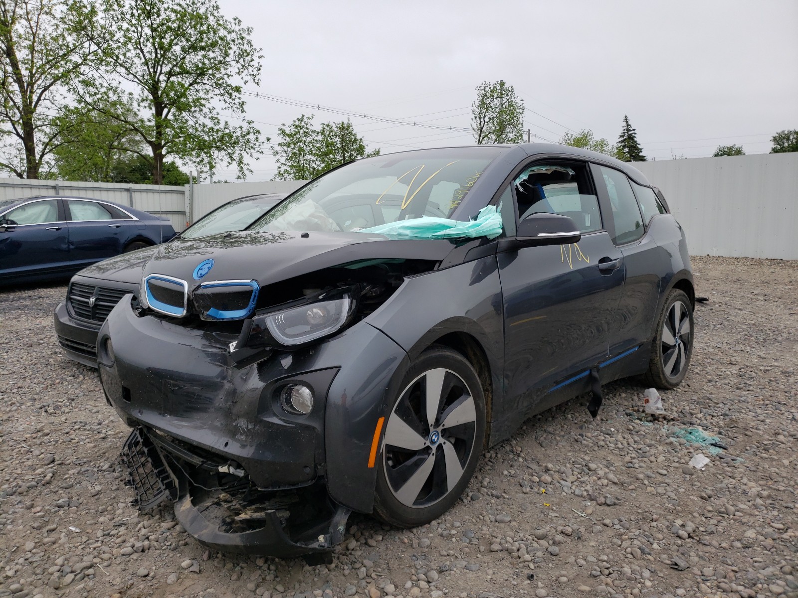 Photo 2 from auction – 2017 BMW I3 REX with VIN WBY1Z8C30HV891418