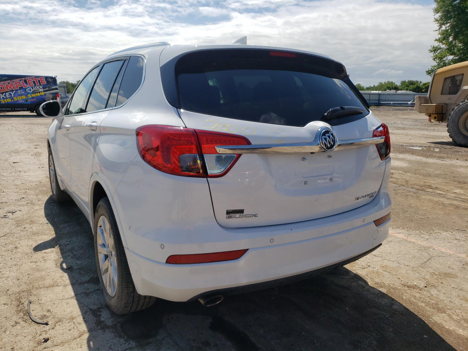 Photo 3 from auction – 2018 BUICK ENVISION E with VIN LRBFX2SA6JD005204