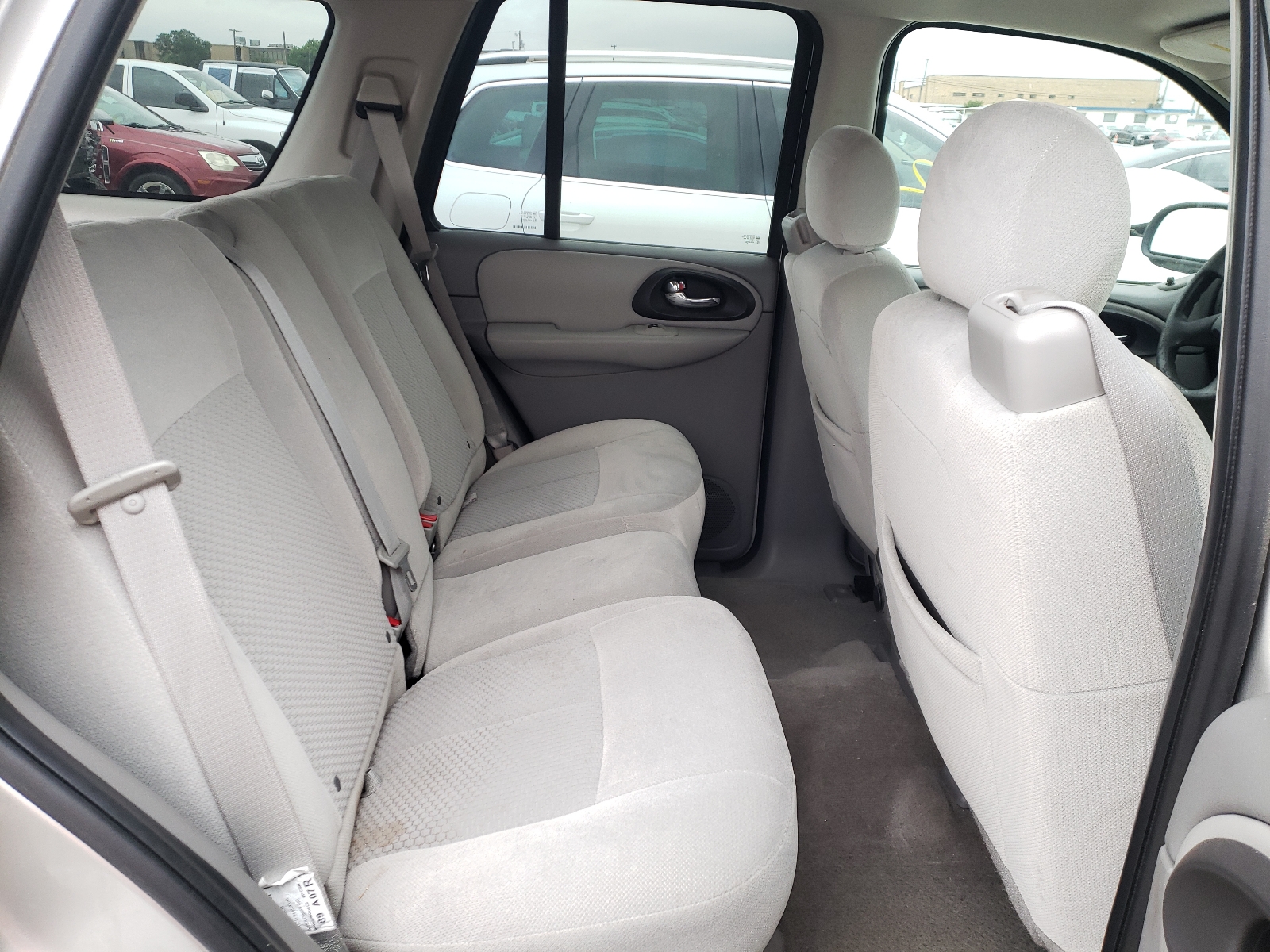 Photo 6 from auction – 2007 CHEVROLET TRAILBLAZE with VIN 1GNDS13S372263684