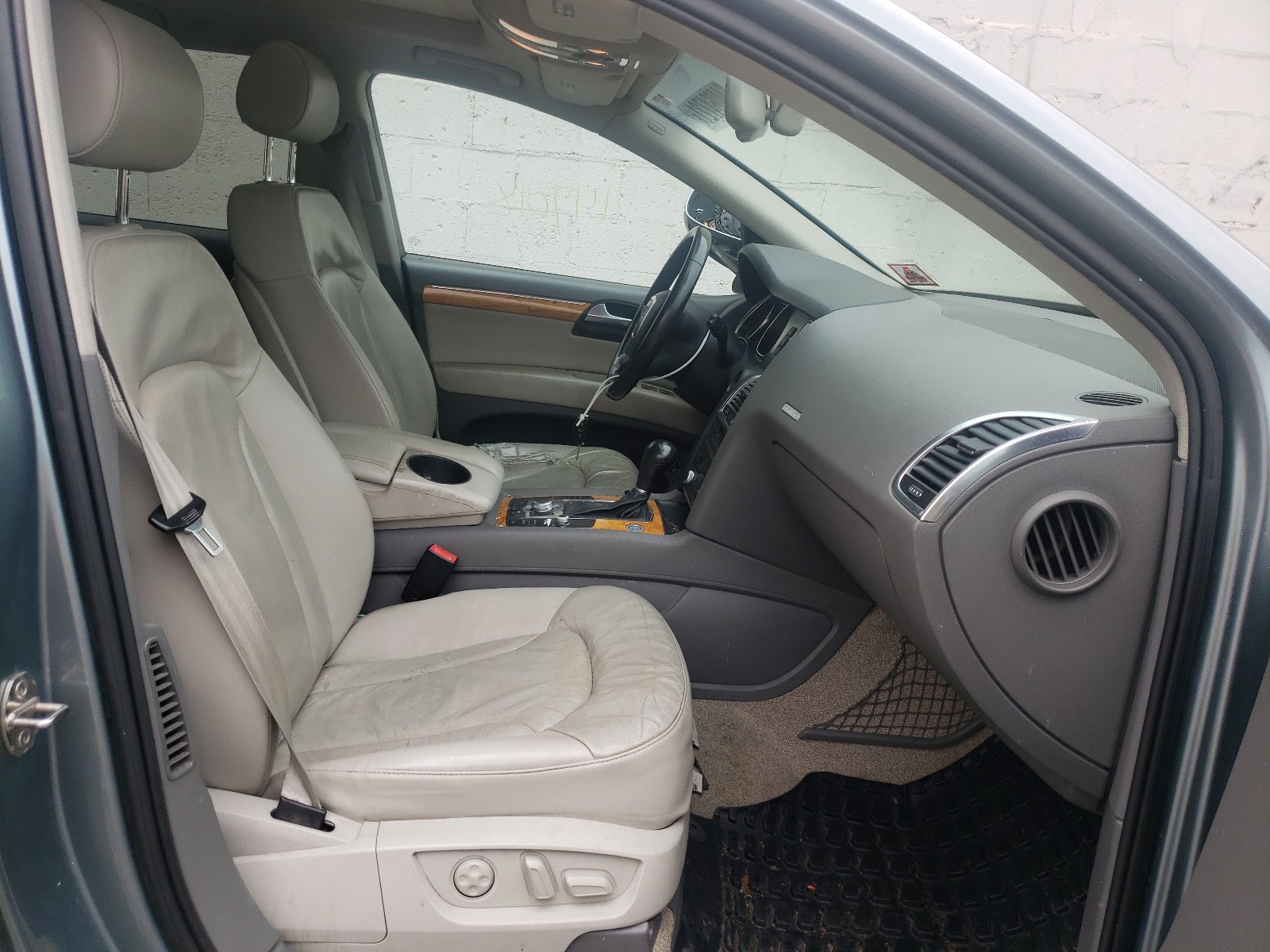 Photo 5 from auction – 2007 AUDI Q7 3.6 QUA with VIN WA1BY74L87D057560
