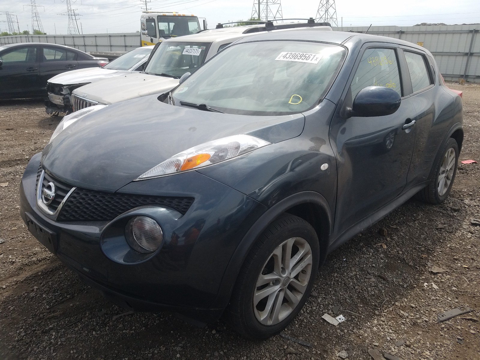 Photo 2 from auction – 2013 NISSAN JUKE S with VIN JN8AF5MR4DT211106