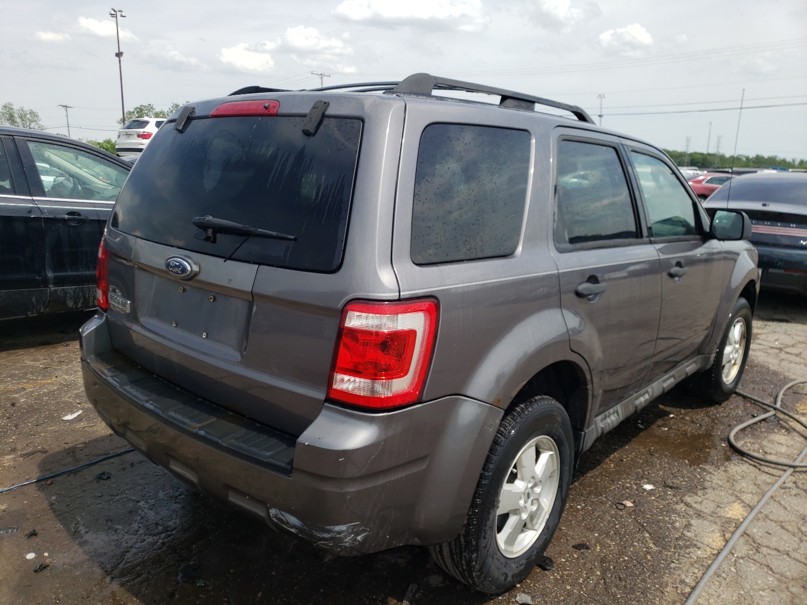 Photo 4 from auction – 2009 FORD ESCAPE XLT with VIN 1FMCU03G09KB11042