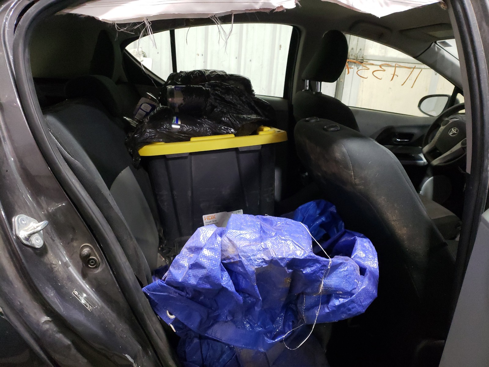 Photo 6 from auction – 2013 TOYOTA PRIUS C with VIN JTDKDTB38D1056791