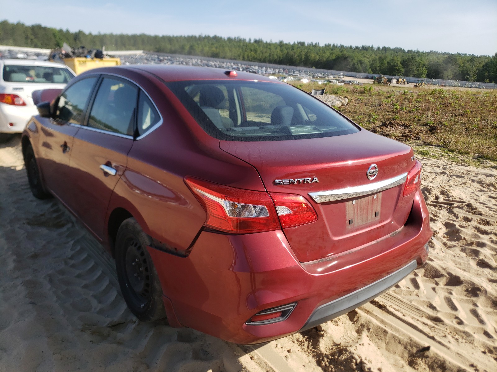 Photo 3 from auction – 2016 NISSAN SENTRA S with VIN 3N1AB7APXGL681545