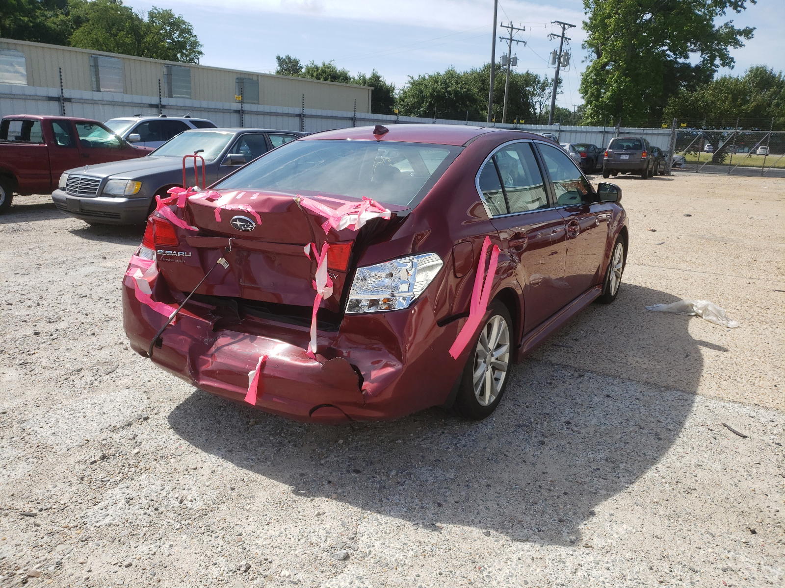 Photo 4 from auction – 2014 SUBARU LEGACY 2.5 with VIN 4S3BMCD66E3002774