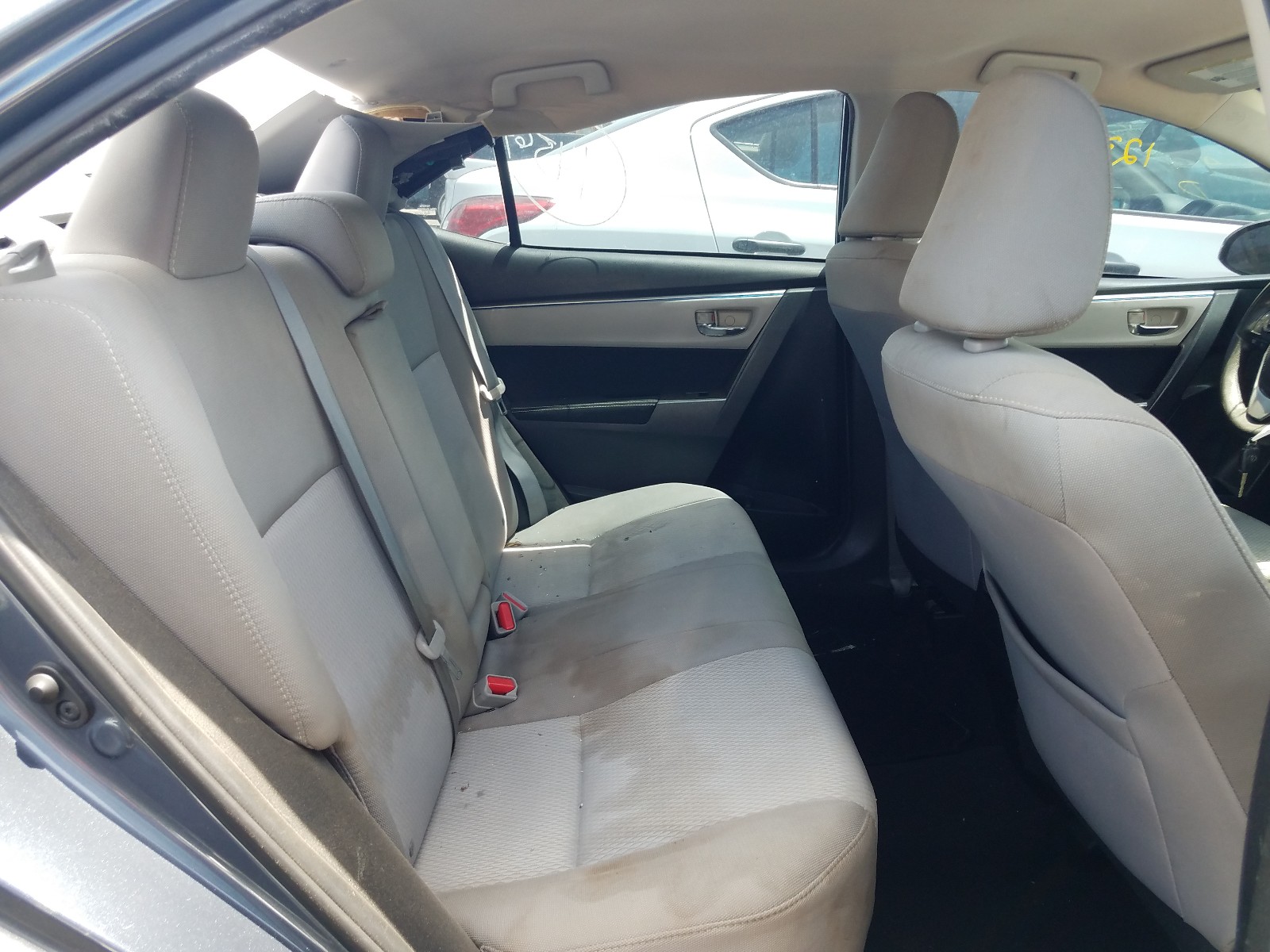 Photo 6 from auction – 2015 TOYOTA COROLLA L with VIN 5YFBURHE4FP357648