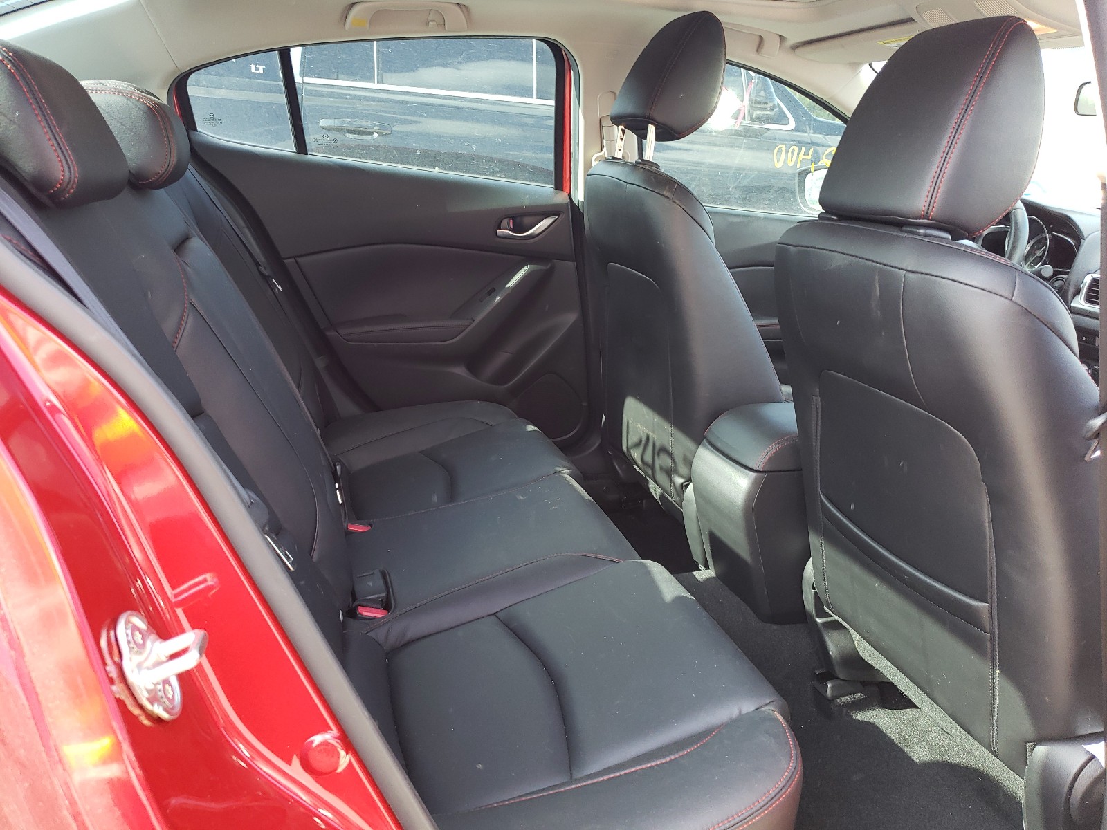 Photo 6 from auction – 2015 MAZDA 3 TOURING with VIN JM1BM1V38F1273163
