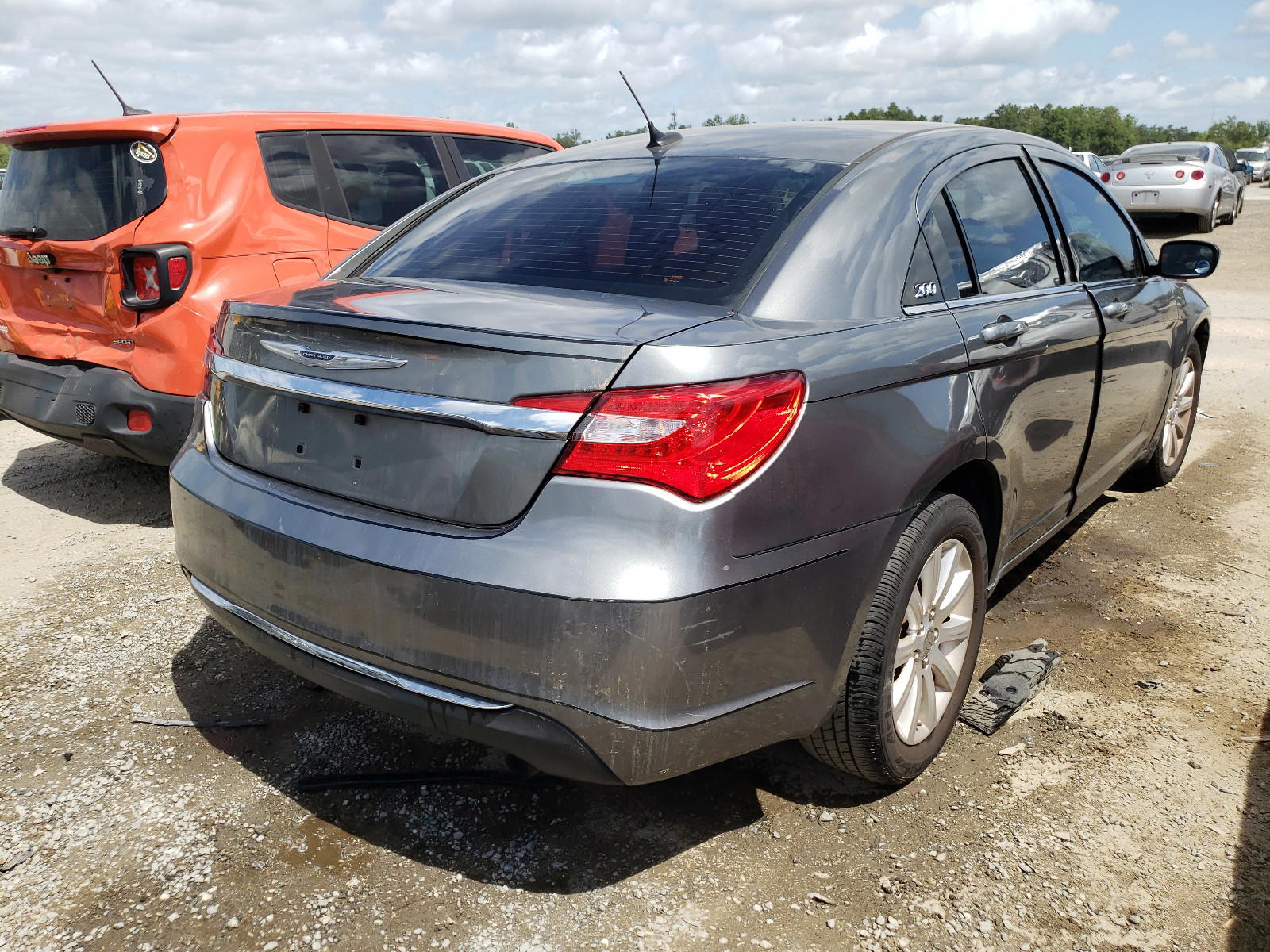 Photo 4 from auction – 2013 CHRYSLER 200 TOURIN with VIN 1C3CCBBB7DN631744
