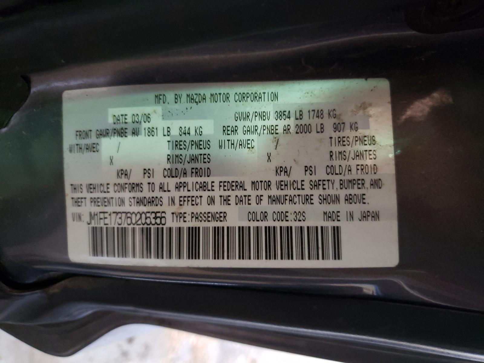 Photo 10 from auction – 2006 MAZDA RX8 with VIN JM1FE173760205356