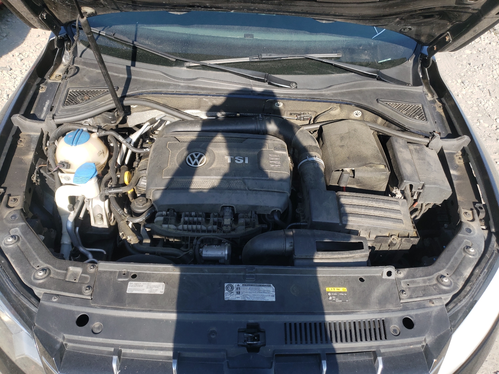 Photo 7 from auction – 2015 VOLKSWAGEN PASSAT S with VIN 1VWAS7A33FC117866