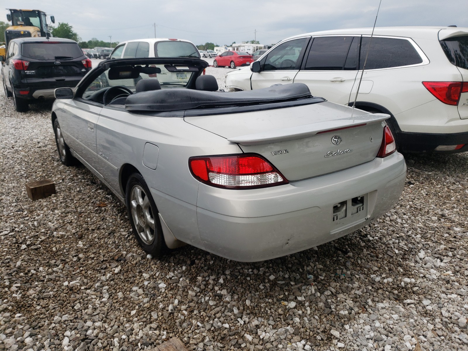 Photo 3 from auction – 2000 TOYOTA CAMRY SOLA with VIN 2T1FF28P8YC387680
