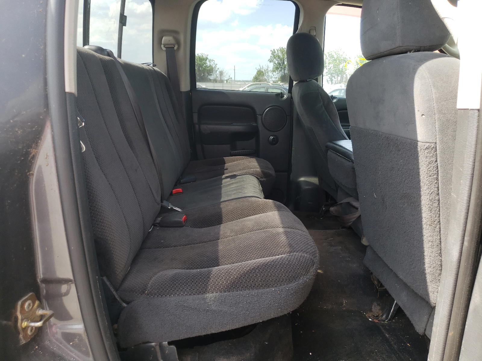 Photo 6 from auction – 2003 DODGE RAM 1500 S with VIN 1D7HU18D53S307411